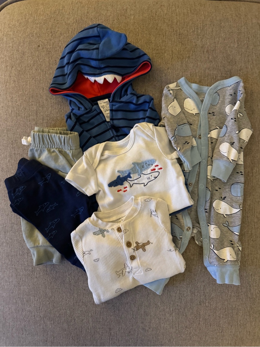 *LIKE NEW*  Bundle of size 3 month Baby Clothing